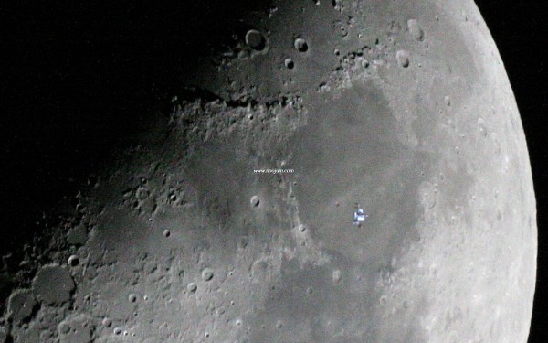 ISS_0082_2009-02-02x2cropped-1.jpg
