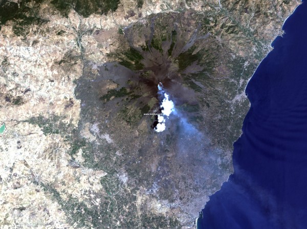 Mount Etna Italy.jpg