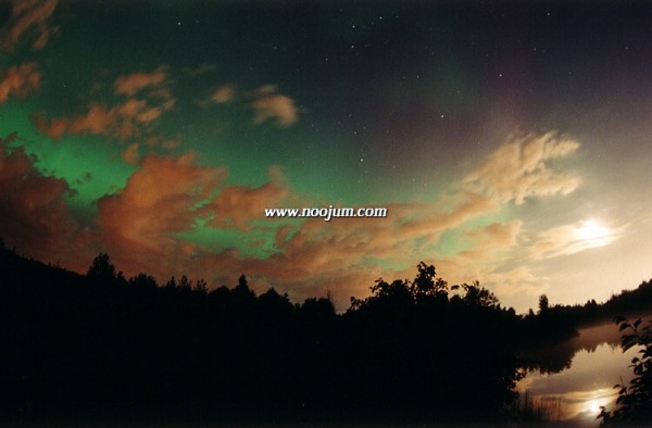 auroraclouds_cantin_big.jpg