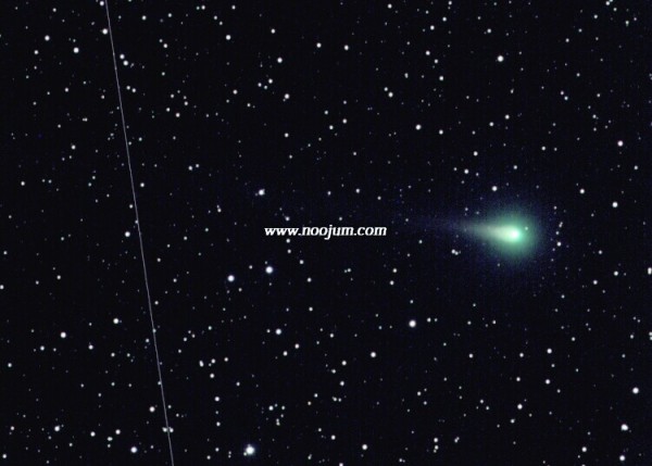 cometT7_holloway_big.jpg
