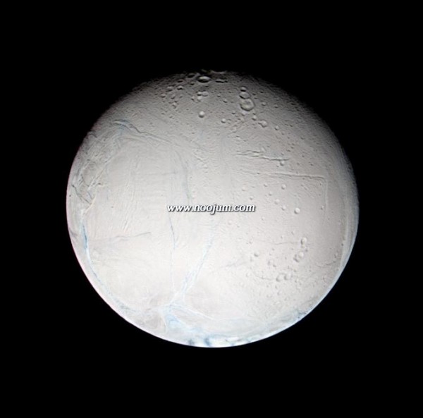 enceladus_cassini_full.jpg