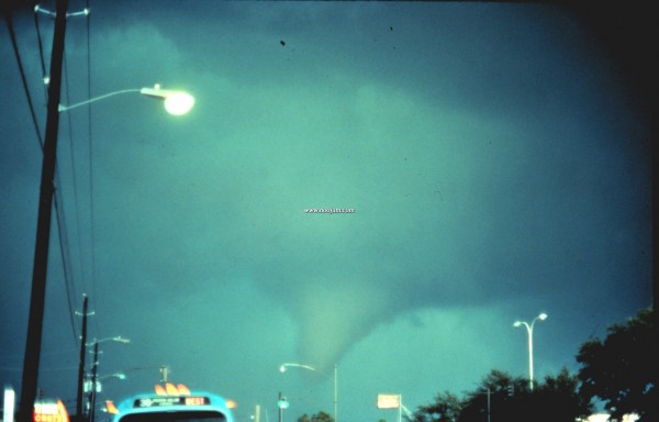 tornado_noaa_big.jpg