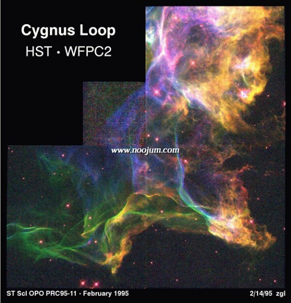CygnusLoop_hst_big.jpg