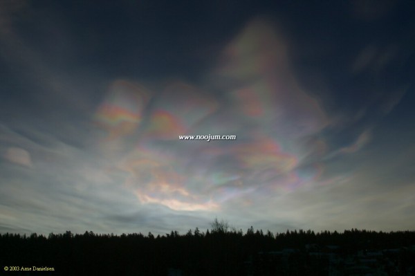 IridescentCloud_danielsen_big.jpg