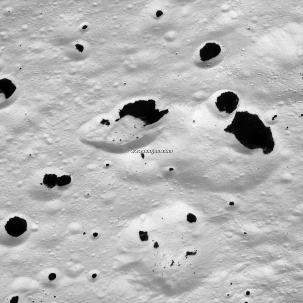 PIA08374_cassini.jpg