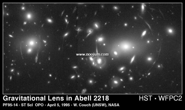 a2218_hst_big.jpg