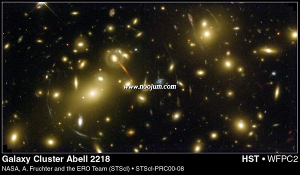a2218b_hst_big.jpg