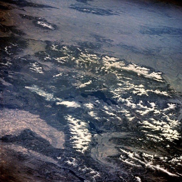 aw020.jpg