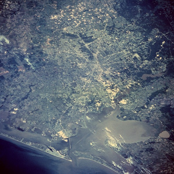 aw022.jpg