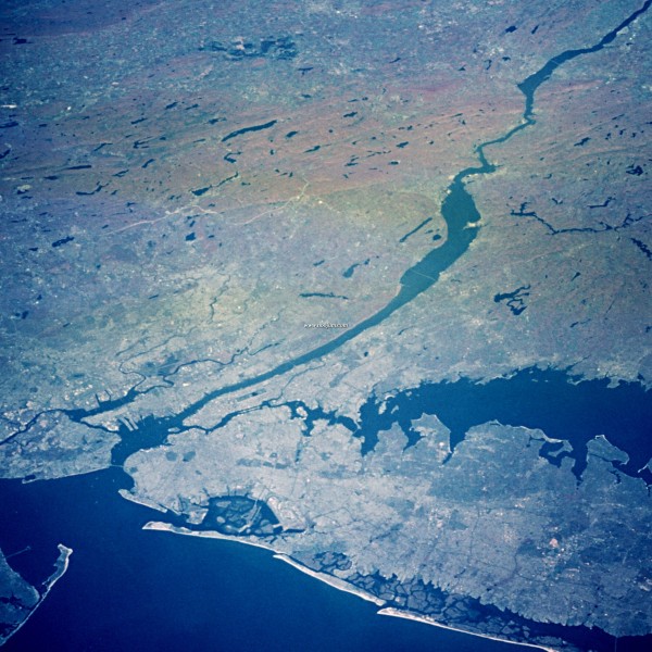 aw026.jpg