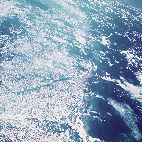 aw037.jpg