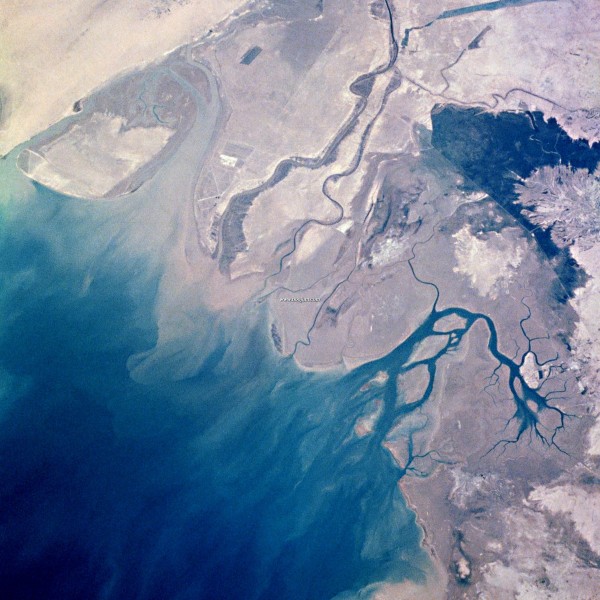 aw092.jpg