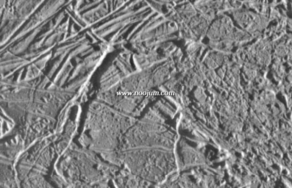 europa544_gal_big-1.jpg