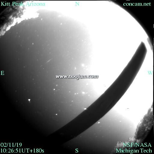 kp02leonid_concam_big.jpg