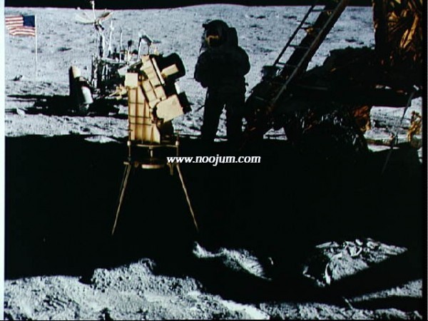 lunartel_apollo16_big.jpg