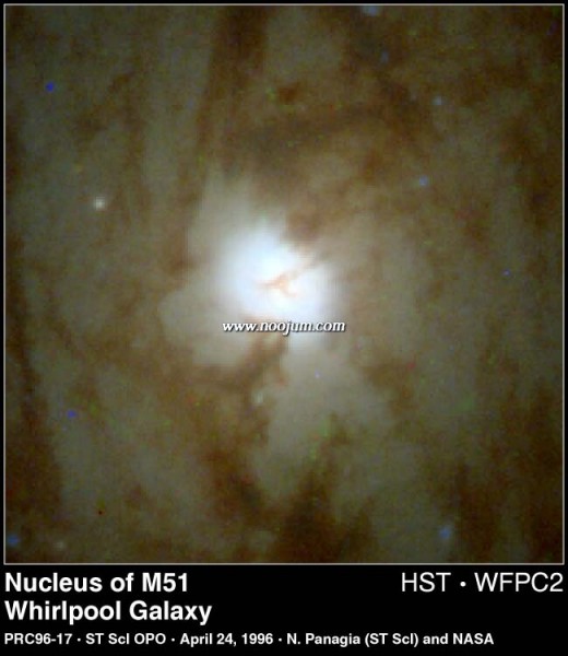 m51nuc_hst_big.jpg