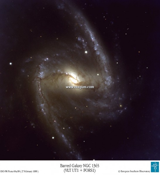 ngc1365_vlt_big.jpg