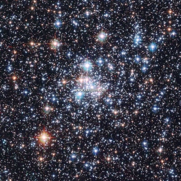 ngc290_hst_big.jpg
