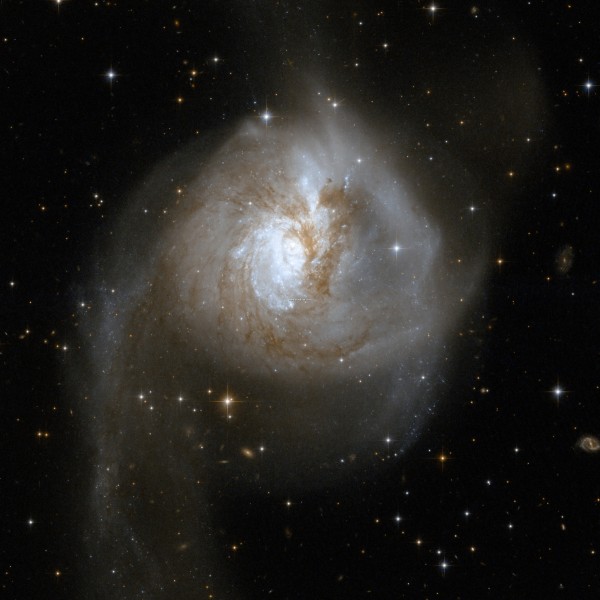 ngc3256_hst_big.jpg