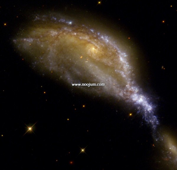 ngc6745_hst_big.jpg