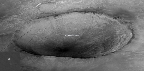 phoenixchute_hirise_cut.jpg