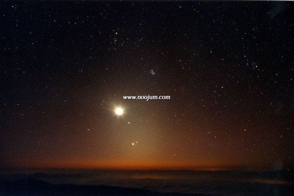 planetsapril_magrath_big.jpg