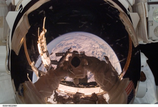 reflections_sts118_big.jpg