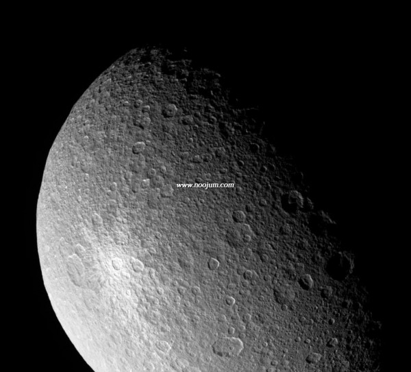 rheaspot_cassini_big.jpg