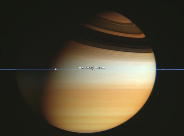 saturnplane_cassini_big.jpg