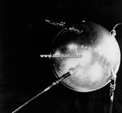 sputnik1_nasahq.jpg