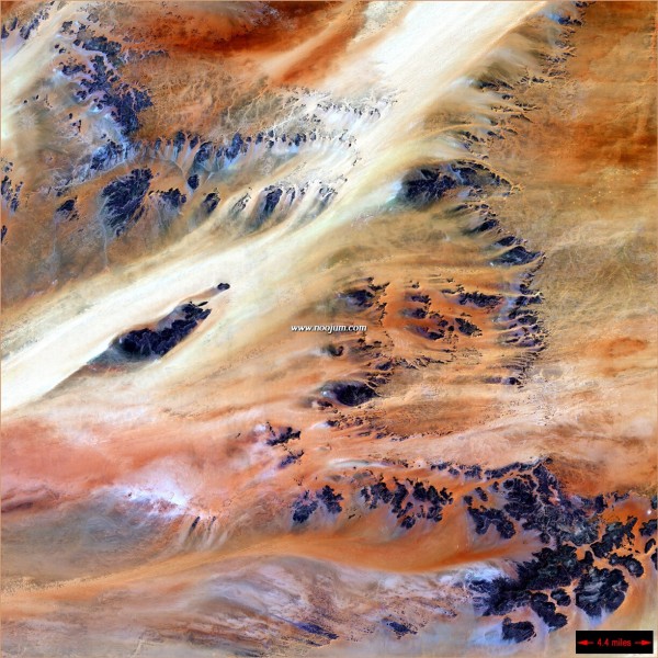 terkezi_landsat7_big.jpg