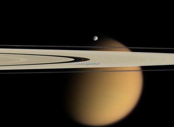 titanrings_cassini_big.jpg