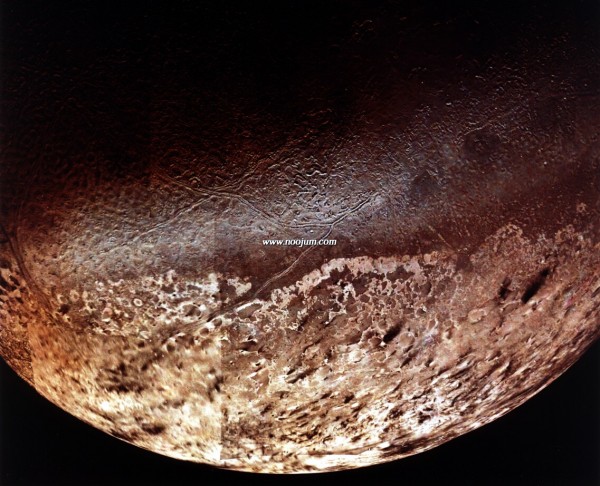 triton_voyager2_big.jpg